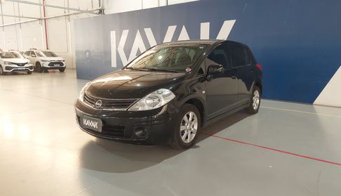 Nissan Tiida S Hatchback 2011