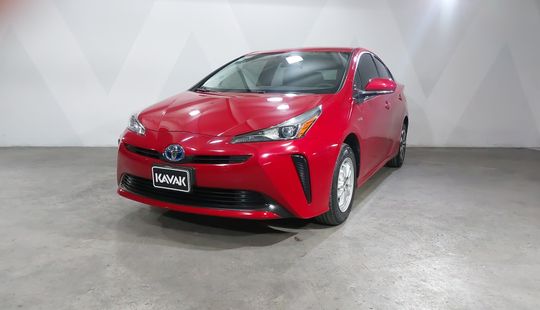 Toyota • Prius