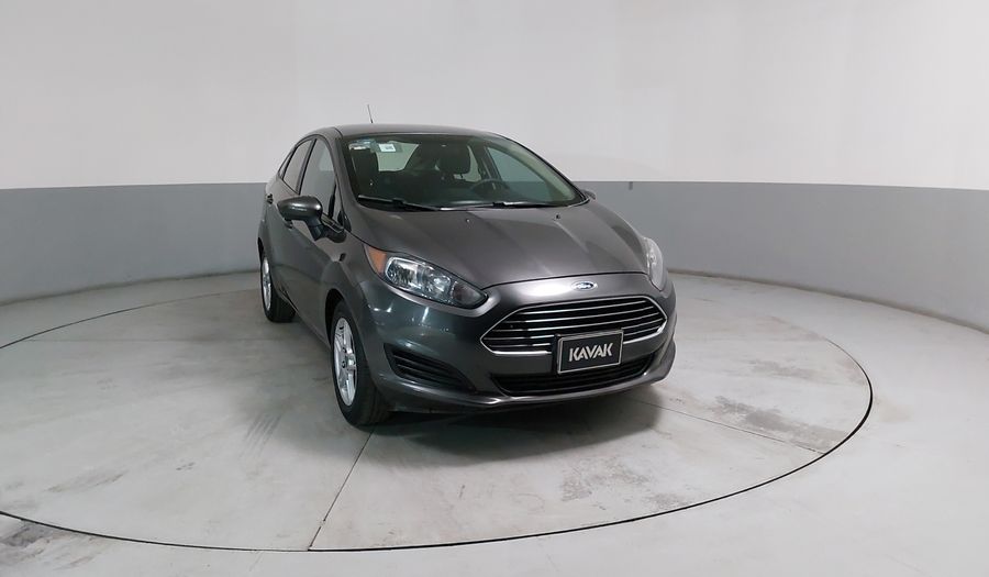 Ford Fiesta 1.6 SE MT Sedan 2017