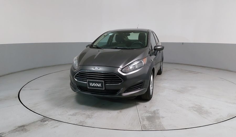 Ford Fiesta 1.6 SE MT Sedan 2017