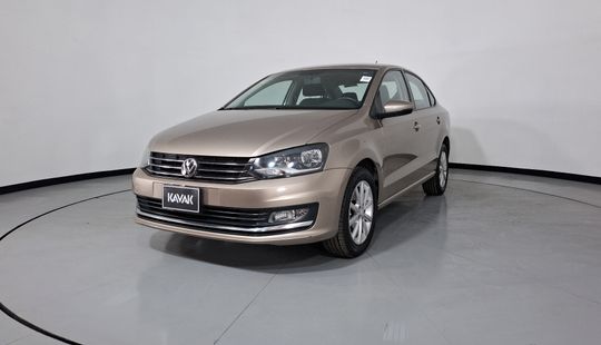 Volkswagen • Vento