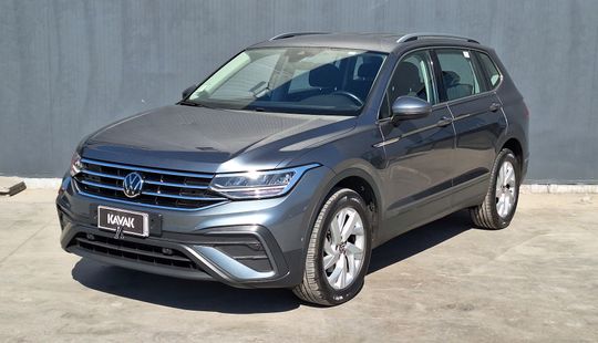 Volkswagen • Tiguan