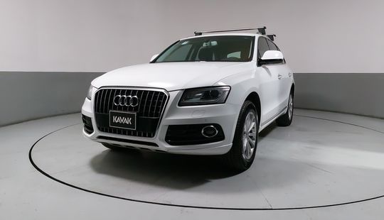 Audi • Q5