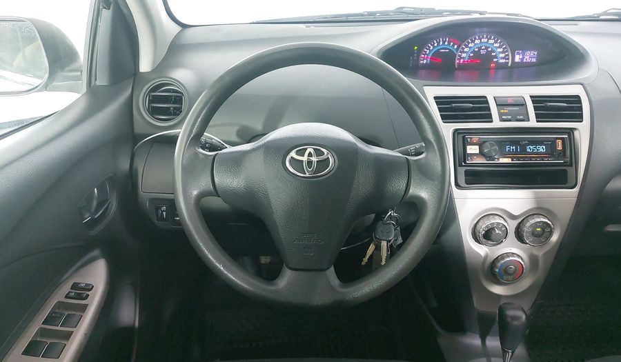 Toyota Yaris 1.5 SEDAN PREMIUM AT Sedan 2016