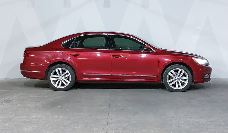 Volkswagen Passat 3.6 V6 AUTO Sedan 2018