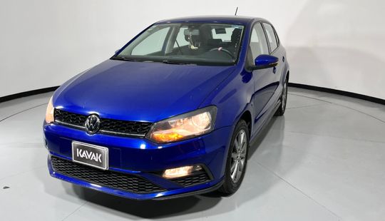 Volkswagen • Polo