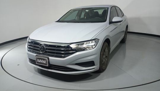 Volkswagen • Jetta