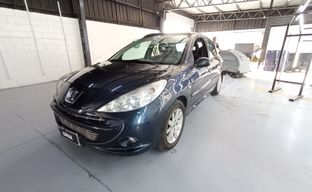 Peugeot • 207