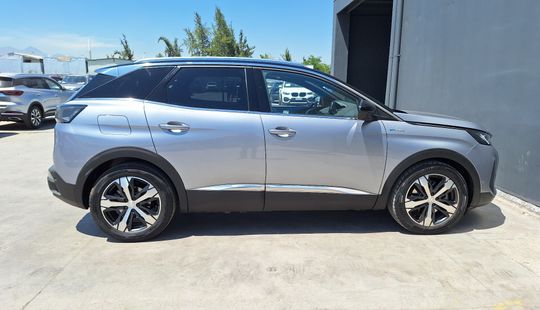 Peugeot • 3008