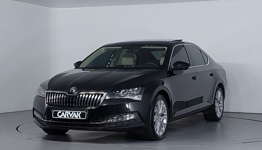 Skoda • Superb