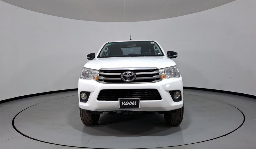 Toyota Hilux 2.7 DOBLE CABINA BASE DCAB Pickup 2016