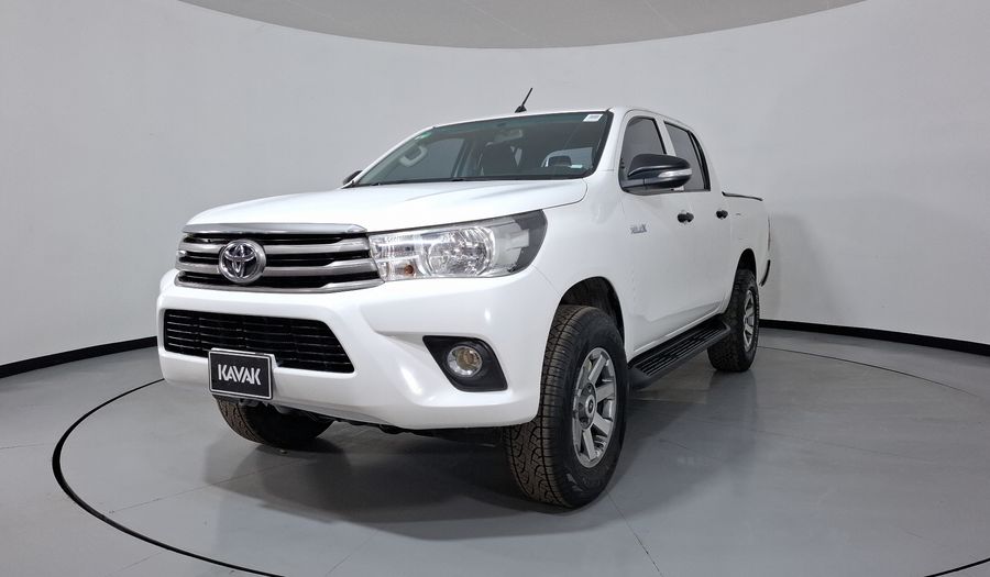 Toyota Hilux 2.7 DOBLE CABINA BASE DCAB Pickup 2016