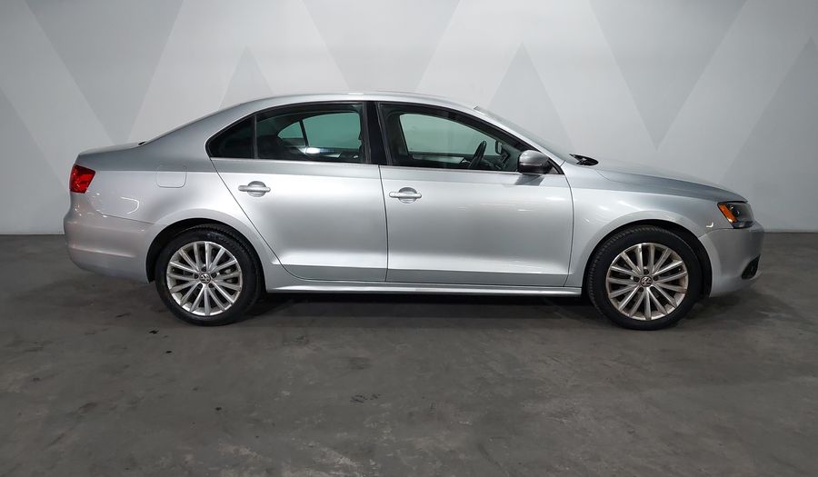 Volkswagen Jetta 2.5 SPORT BOLSA PAQWELT TECHO TIPTRONIC Sedan 2014