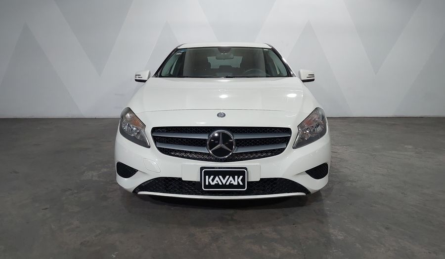 Mercedes Benz Clase A 1.6 180 CGI 7GDCT Hatchback 2016