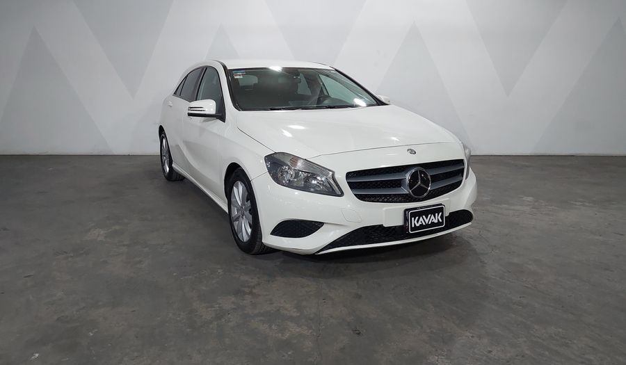 Mercedes Benz Clase A 1.6 180 CGI 7GDCT Hatchback 2016