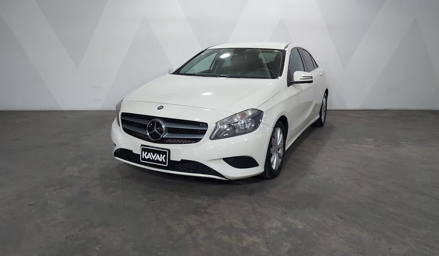 Mercedes Benz Clase A 1.6 180 CGI 7GDCT Hatchback 2016