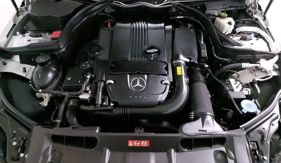 Mercedes Benz Clase C 1.8 180 CGI AT Sedan 2012