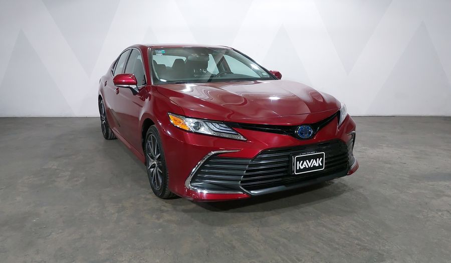 Toyota Camry 2.5 HEV XLE AUTO Sedan 2022