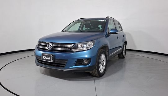 Volkswagen • Tiguan