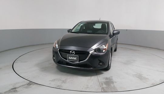 Mazda • Mazda 2