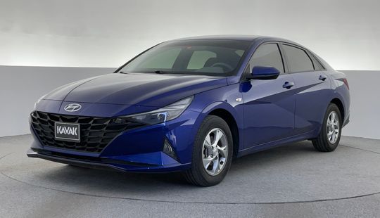 Hyundai Elantra Smart-2022