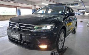 Volkswagen • Tiguan