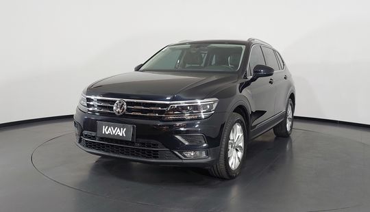 Volkswagen • Tiguan