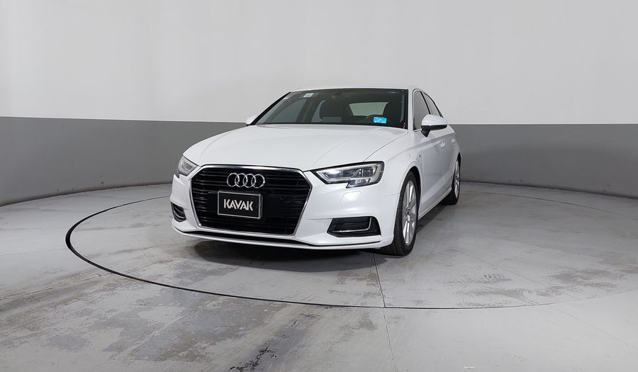 Audi A3 1.4 TFSI SELECT Sedan 2017