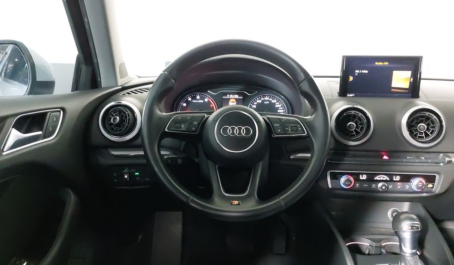 Audi A3 1.4 TFSI SELECT Sedan 2017