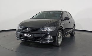 Volkswagen • Polo