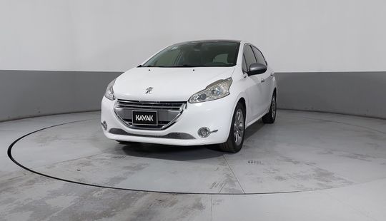 Peugeot • 208