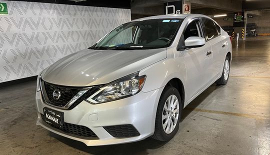 Nissan • Sentra