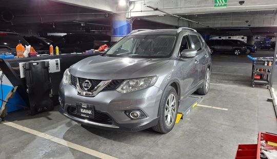 Nissan • X-Trail