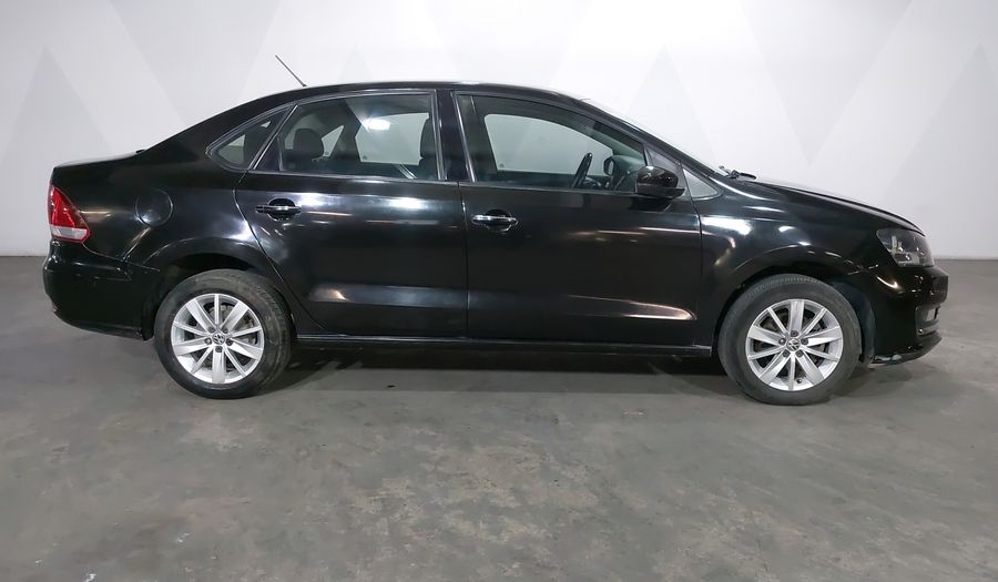 Volkswagen Vento 1.6 HIGHLINE TIPTRONIC Sedan 2017