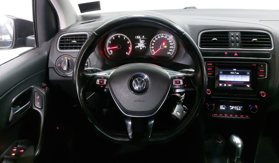 Volkswagen Vento 1.6 HIGHLINE TIPTRONIC Sedan 2017