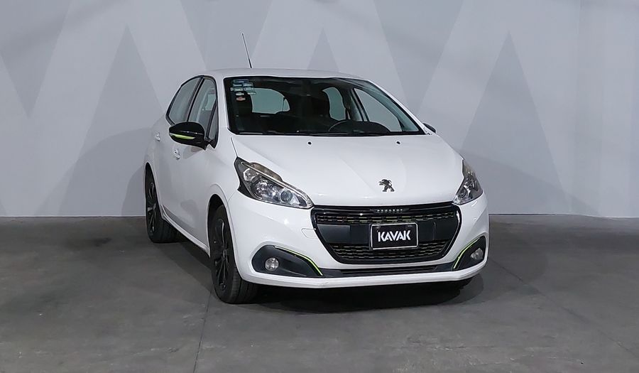 Peugeot 208 1.6 ALLURE HDI FLN MT Hatchback 2017