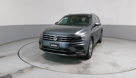 Volkswagen • Tiguan