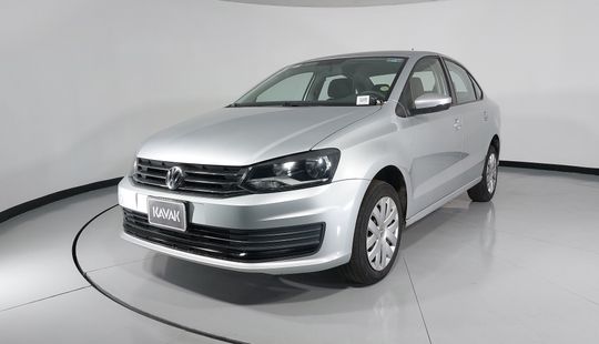 Volkswagen • Vento