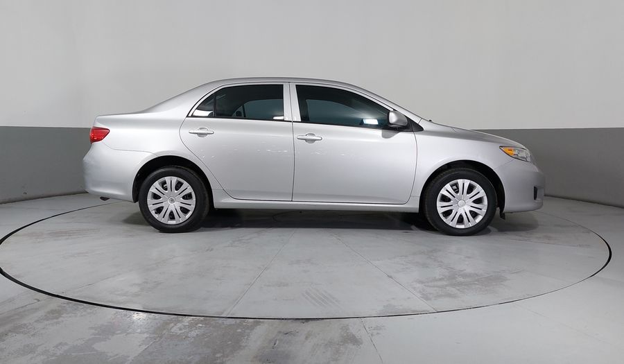 Toyota Corolla 1.8 LE AT Sedan 2010