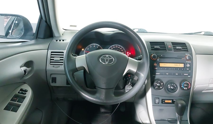 Toyota Corolla 1.8 LE AT Sedan 2010