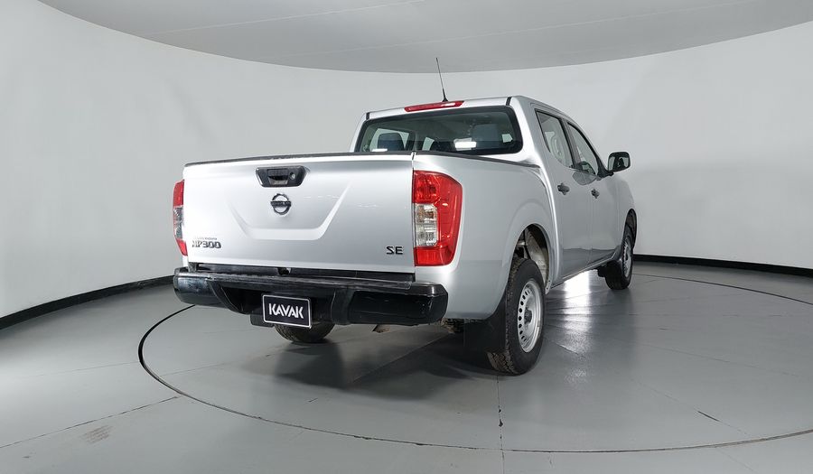 Nissan Np300 2.5 DOBLE CABINA SE TM AC PAQ SEG Pickup 2017