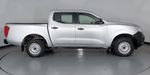 Nissan Np300 2.5 DOBLE CABINA SE TM AC PAQ SEG Pickup 2017