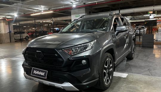 Toyota • RAV4