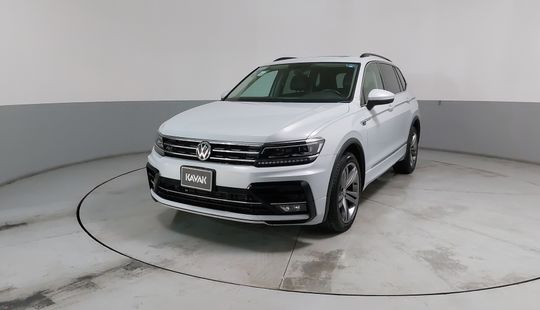 Volkswagen • Tiguan