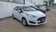 Ford Fiesta Kinetic Design 1.6 S PLUS MT Sedan 2014