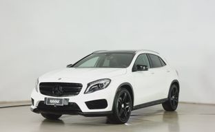 Mercedes Benz • Clase GLA