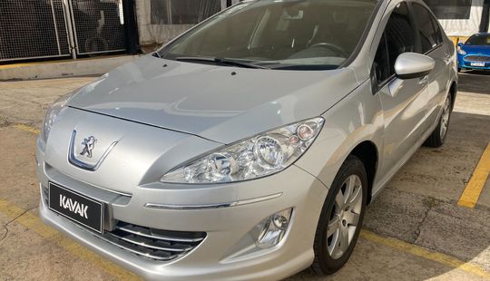 Peugeot • 408