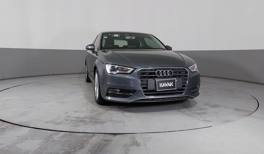 Audi A3 1.8 TFSI ATTRACTION S TRONIC Hatchback 2016