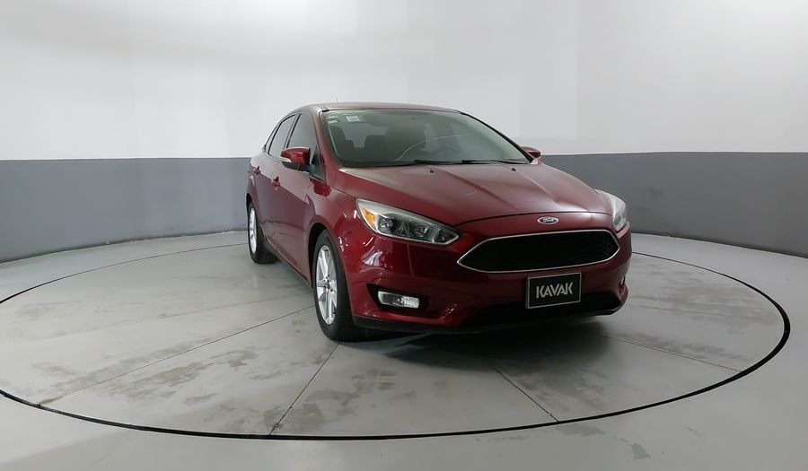 Ford Focus 2.0 SE AT Sedan 2016