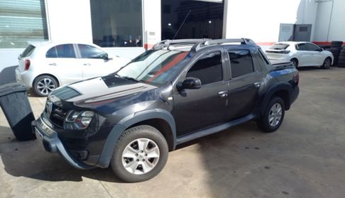 Renault Duster Oroch 1.6 OUTSIDER MT 4X2 Pickup 2021